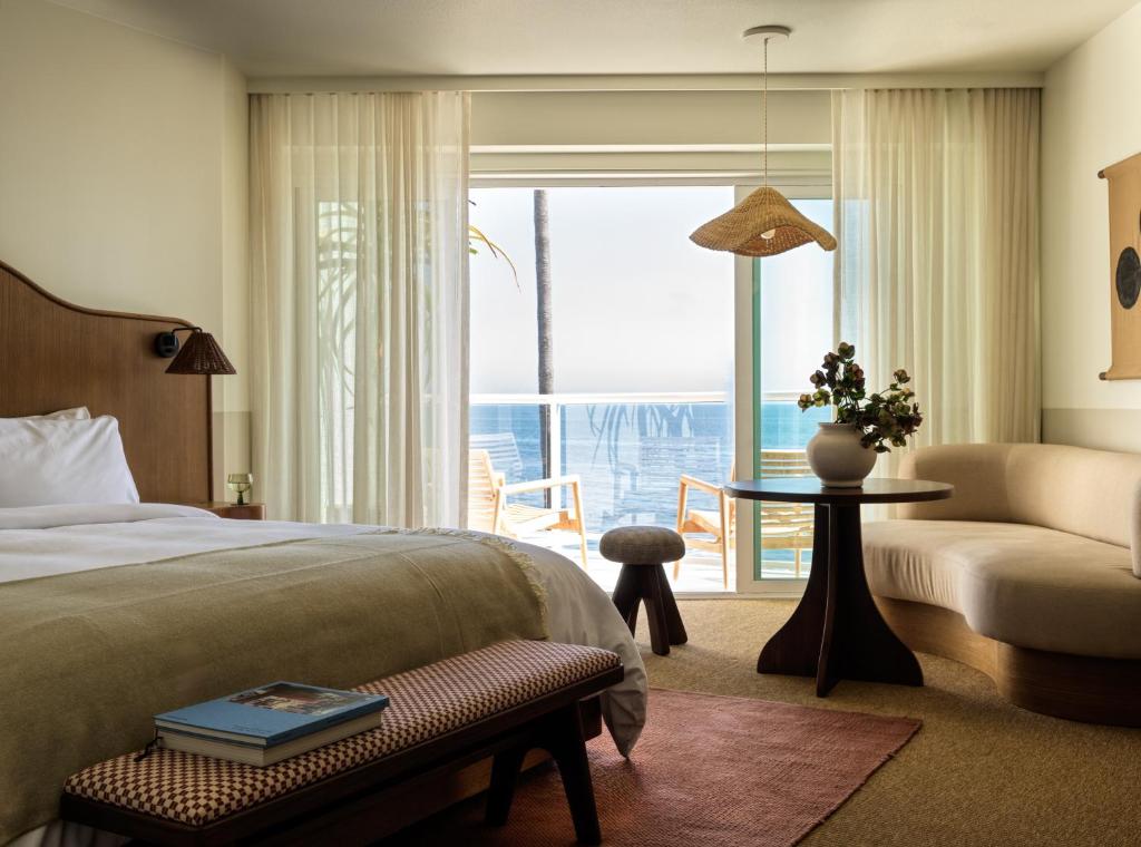 eco tours near beach bed and breakfast